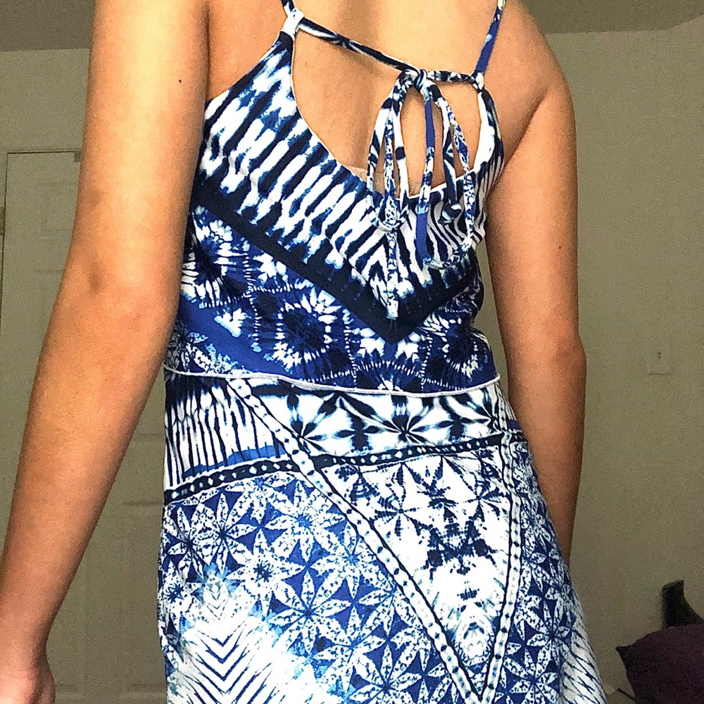 Blue and White Sleeveless Summer Dress